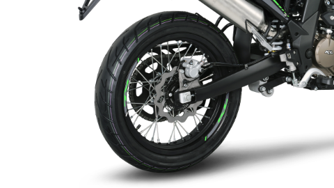 KXE 125 MOTARD ABS 5